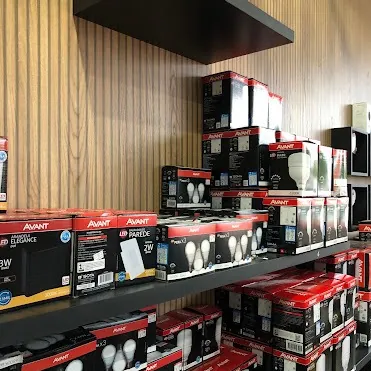 Lâmpadas de LED Avant expostas na DR Construções