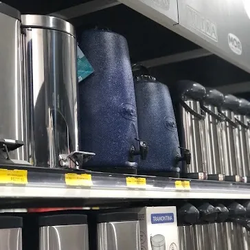 Lixeiras e utensílios em inox na DR Construções